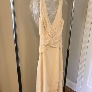 Gorgeous white high low gown. 100% silk